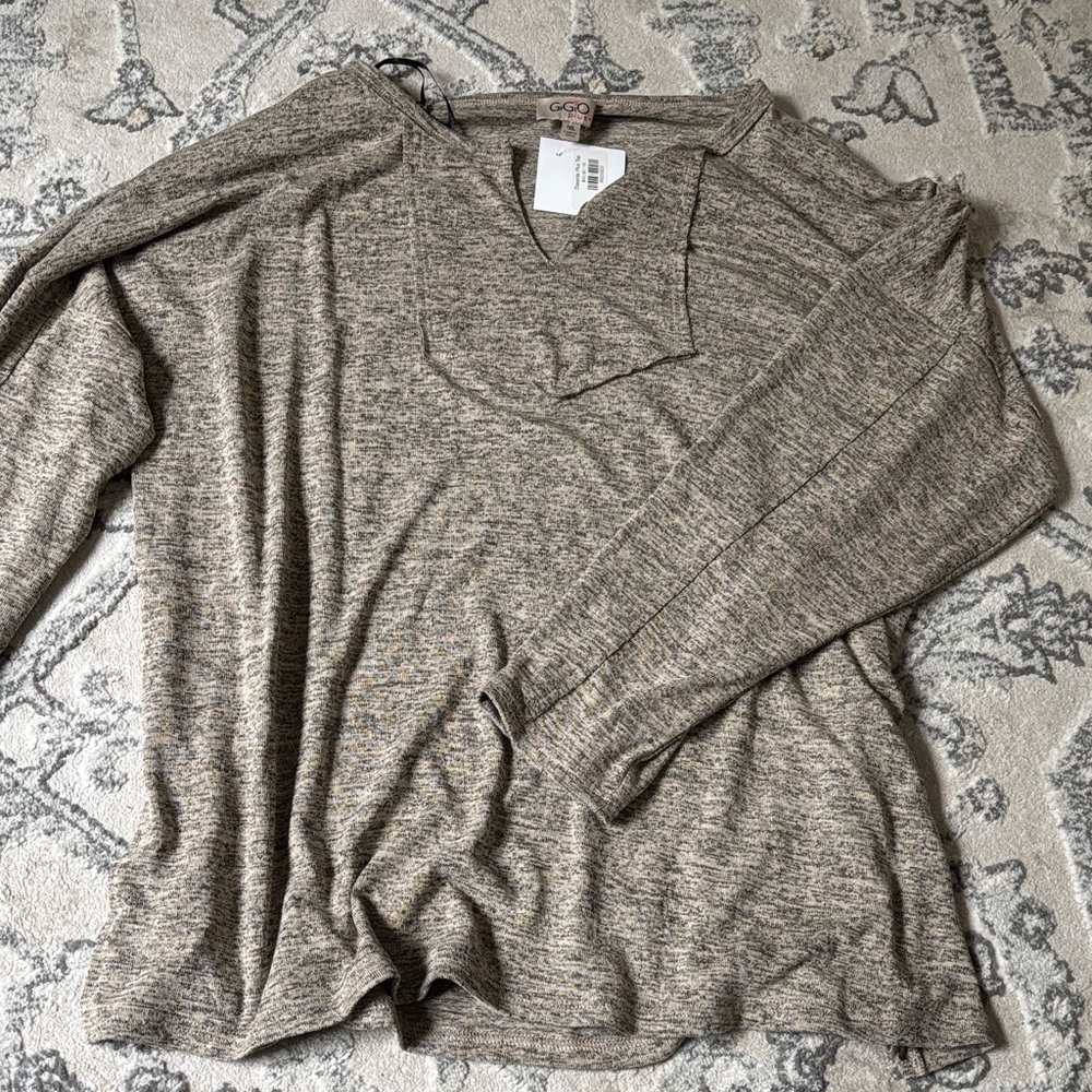 New GiGio Plus Dawnie Top